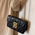 sac bandouliere doré avec chaîne